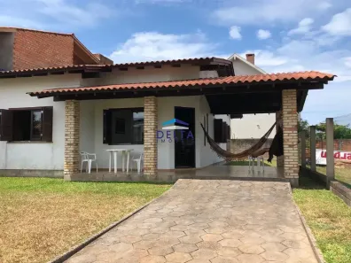 Casa com 3 Quartos à venda, 359m² no Torres, Torres