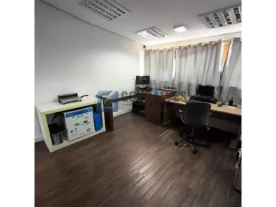 Sobrado com 6 Quartos para alugar, 235m² no Parque Terra Nova II, São Bernardo do Campo