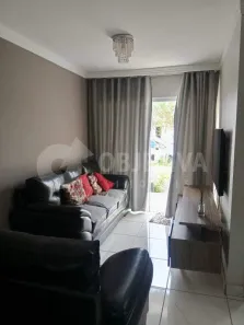 Casa de Condomínio com 3 Quartos à venda, 105m² no Loteamento Residencial Pequis, Uberlândia
