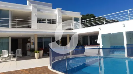 Casa de Condomínio com 4 Quartos à venda, 1174m² no Piratininga, Niterói