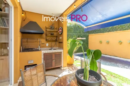 Casa de Condomínio com 3 Quartos à venda, 258m² no Santo Amaro, São Paulo