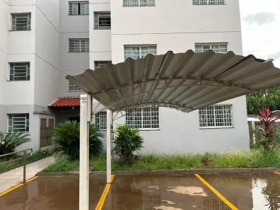 Apartamento com 2 Quartos à venda, 44m² no Chácaras Tubalina e Quartel, Uberlândia