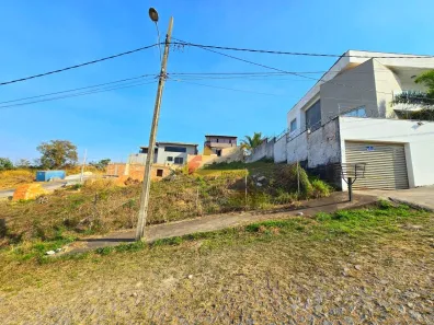 Lote/Terreno à venda, 360m² no Das Oliveiras, Divinópolis