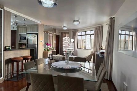 Apartamento com 3 Quartos à venda, 127m² no Centro, Florianópolis
