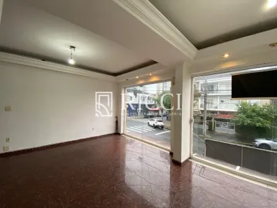 Sobrado com 3 Quartos à venda, 240m² no Embaré, Santos