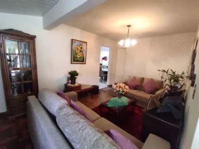 Casa com 4 Quartos à venda, 264m² no Guarujá, Cascavel