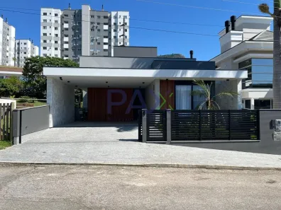 Casa com 3 Quartos à venda, 228m² no Pedra Branca, Palhoça
