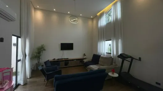 Casa com 3 Quartos à venda, 202m² no Medeiros, Jundiaí