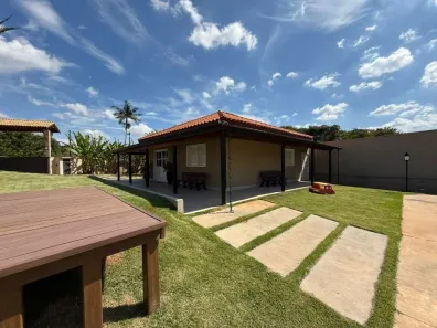 Fazenda/Sítio com 4 Quartos à venda, 1000m² no Chácaras São José, Franco da Rocha