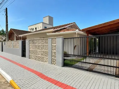 Casa com 3 Quartos à venda, 300m² no Lídia Duarte, Camboriú
