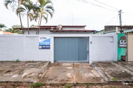 Casa com 4 Quartos para alugar, 150m² no Jardim Santo Antônio, Goiânia