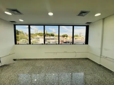 Sala Comercial à venda, 47m² no Chácara Urbana, Jundiaí