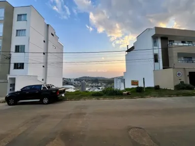 Lote/Terreno à venda, 1080m² no Aeroporto, Juiz de Fora