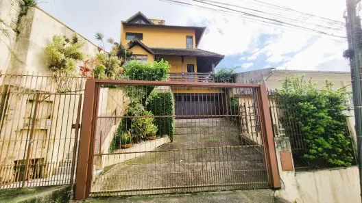 Casa com 3 Quartos à venda, 207m² no Roçado, São José