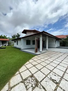 Sobrado com 4 Quartos para alugar, 1000m² no Calhau, São Luís