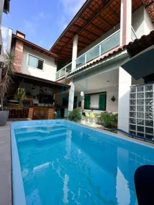 Casa com 4 Quartos à venda, 266m² no Morada de Laranjeiras, Serra