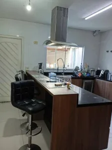 Sobrado com 3 Quartos à venda, 198m² no Vila Alice, Santo André
