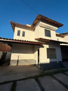 Casa com 2 Quartos para alugar, 70m² no Jardim Atlântico Central (Itaipuaçu), Maricá