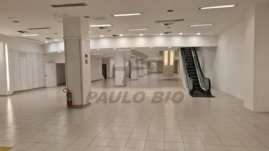 Prédio Comercial para alugar, 2000m² no Pinheiros, São Paulo
