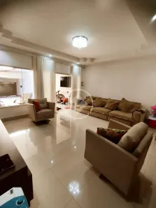 Casa com 4 Quartos à venda, 230m² no Residencial Vereda dos Buritis, Goiânia