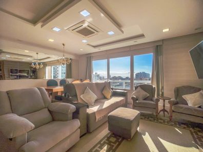 Apartamento com 3 Quartos à venda, 129m² no Menino Deus, Porto Alegre