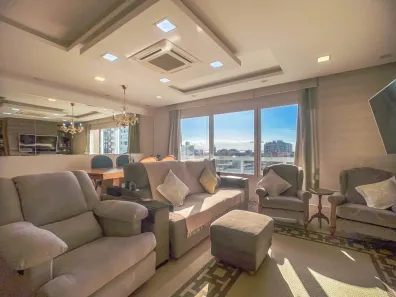 Apartamento com 3 Quartos à venda, 129m² no Menino Deus, Porto Alegre