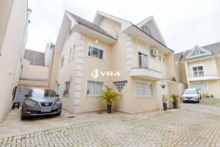 Sobrado com 3 Quartos à venda, 170m² no Santa Felicidade, Curitiba