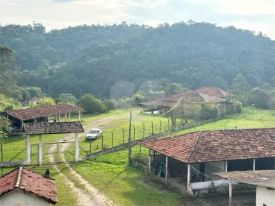 Fazenda/Sítio com 3 Quartos à venda, 45950m² no Centro, Guararema