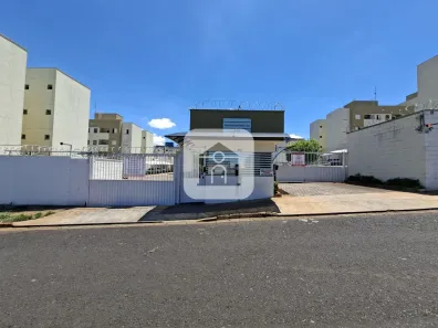 Apartamento com 2 Quartos para alugar, 51m² no Shopping Park, Uberlândia