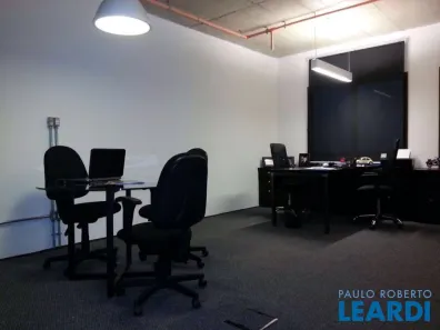 Sala Comercial à venda, 45m² no Várzea da Barra Funda, São Paulo