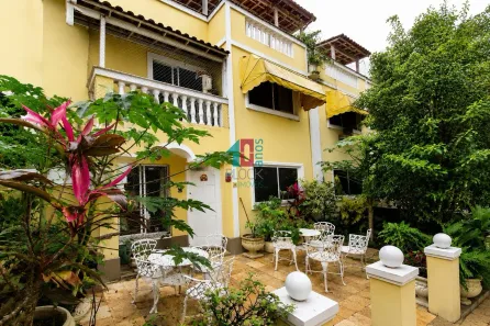Casa de Condomínio com 4 Quartos à venda, 173m² no Recreio dos Bandeirantes, Rio de Janeiro