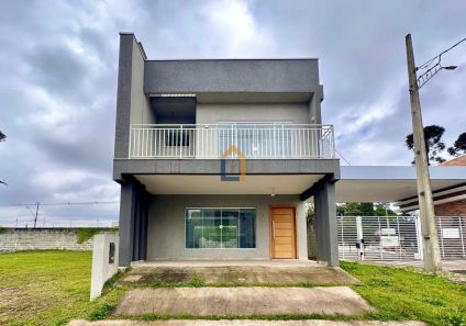 Sobrado com 3 Quartos à venda, 154m² no Umbará, Curitiba