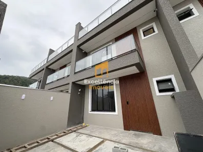 Sobrado com 4 Quartos à venda, 150m² no Caiobá, Matinhos