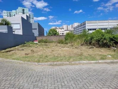 Lote/Terreno à venda, 360m² no Centro, Pelotas