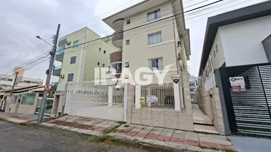 Apartamento com 2 Quartos para alugar, 59m² no Pagani, Palhoça