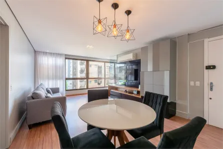 Apartamento com 3 Quartos para alugar, 88m² no Mont Serrat, Porto Alegre