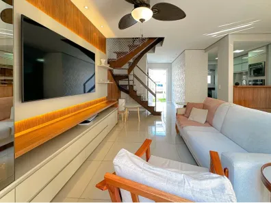 Sobrado com 3 Quartos à venda, 106m² no Centro, Canoas