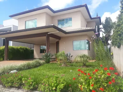 Sobrado com 5 Quartos à venda, 300m² no Alto da Boa Vista, Brasília