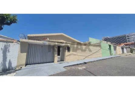 Casa com 3 Quartos à venda, 216m² no Joaquim Távora, Fortaleza