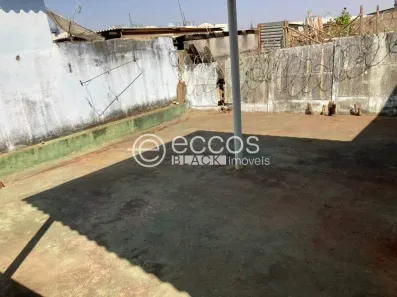 Lote/Terreno à venda, 512m² no Presidente Roosevelt, Uberlândia