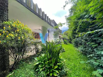 Casa com 4 Quartos à venda, 200m² no Carlos Guinle, Teresópolis