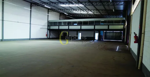 Galpão/Depósito/Armazém para alugar, 605m² no Jardim Cláudio, Cotia