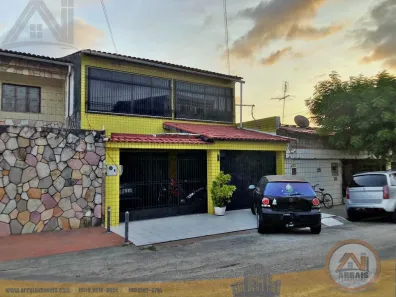 Casa com 5 Quartos à venda, 340m² no Quintino Cunha, Fortaleza