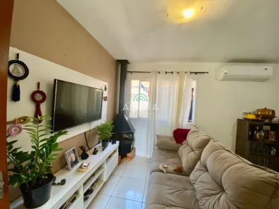 Casa de Condomínio com 2 Quartos para alugar, 56m² no Olaria, Canoas