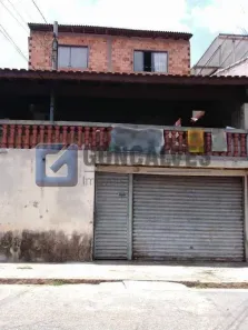 Sobrado com 4 Quartos à venda, 216m² no Vila Linda, Santo André