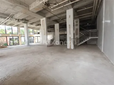 Sala Comercial para venda ou aluguel, 592m² no Água Fria, São Paulo