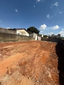 Lote/Terreno à venda, 318m² no Jardim Petrópolis, Goiânia