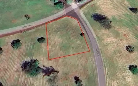 Lote/Terreno à venda, 1825m² no Centro, Planura