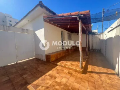Casa com 3 Quartos à venda, 90m² no Osvaldo Rezende, Uberlândia