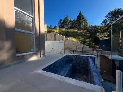 Casa com 3 Quartos à venda, 145m² no Portal da Serra, Serra Negra